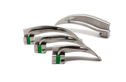 Comparison of Fiber Embedding Methods in Laryngoscope Blades